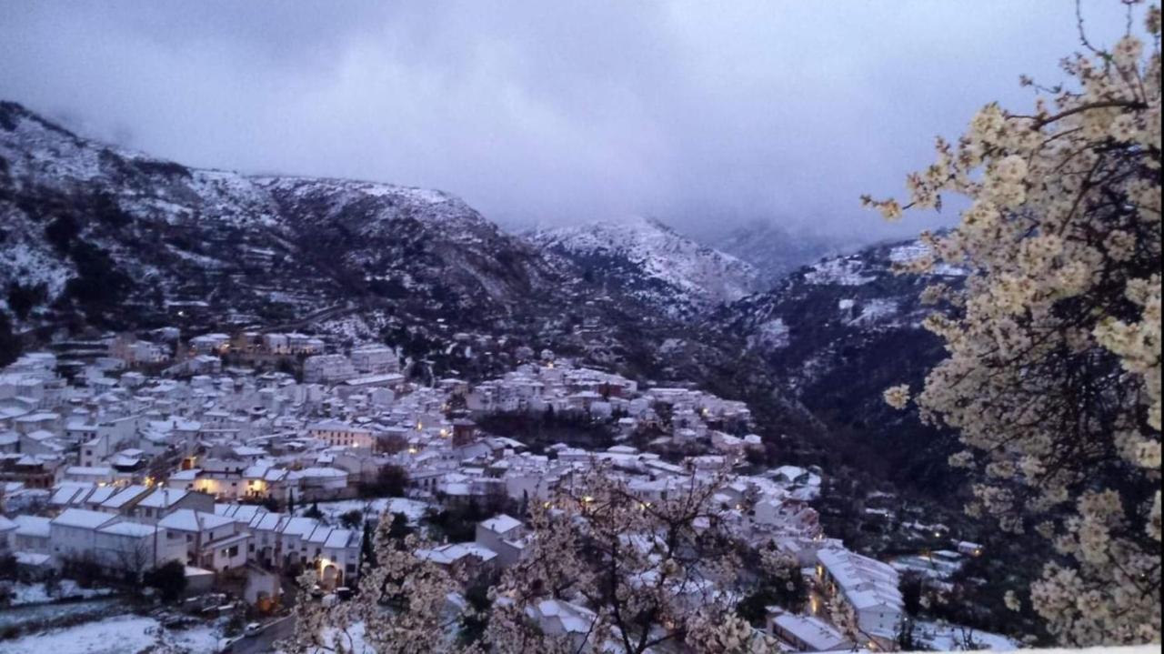 Apartamento El Pilar Güéjar Sierra Kültér fotó
